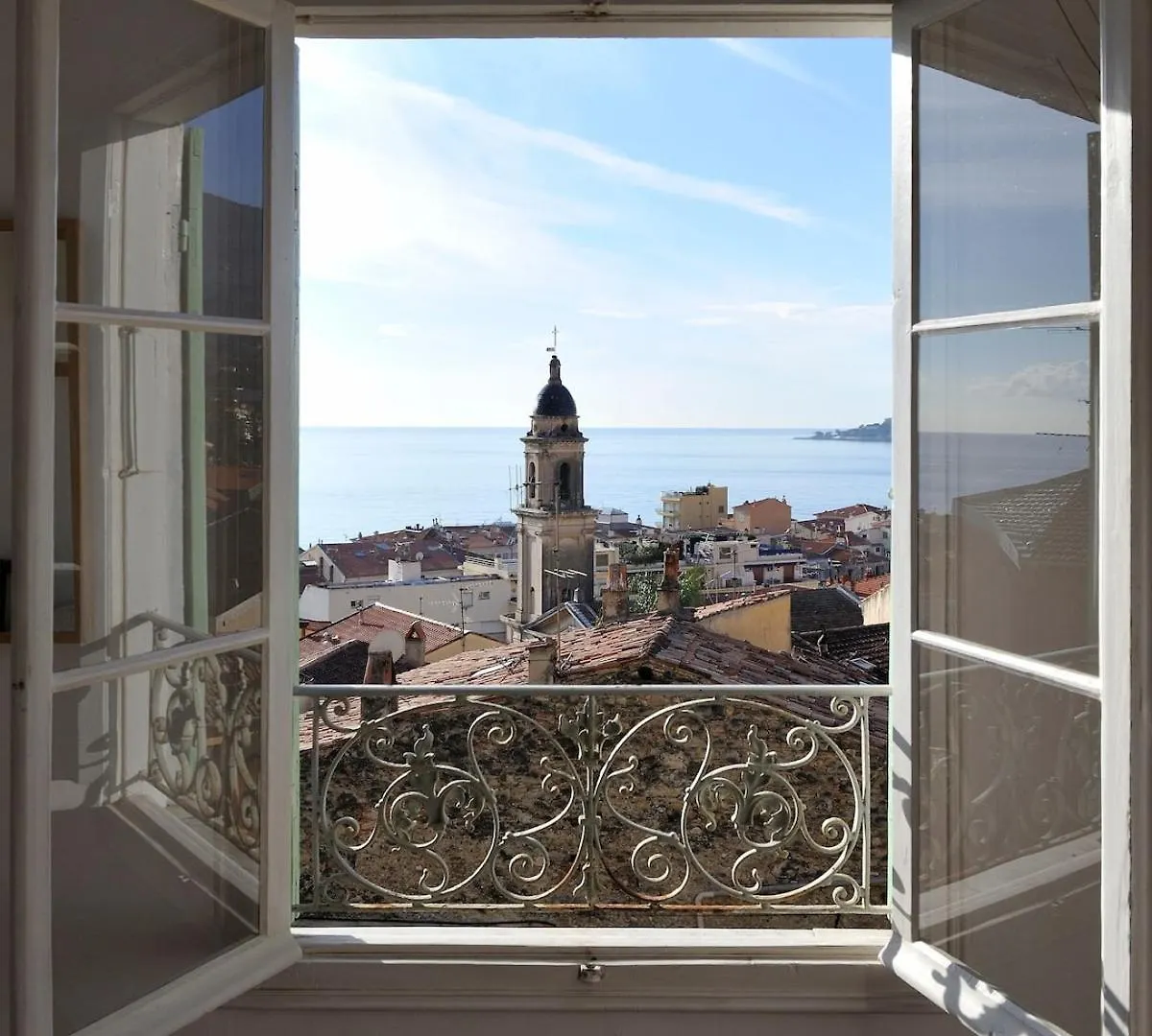 Stunning 3Br Full Ocean View - Town Center Menton Apartment