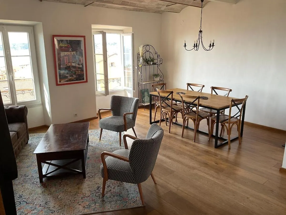 Stunning 3Br Full Ocean View - Town Center Menton Apartamento 0*,  França